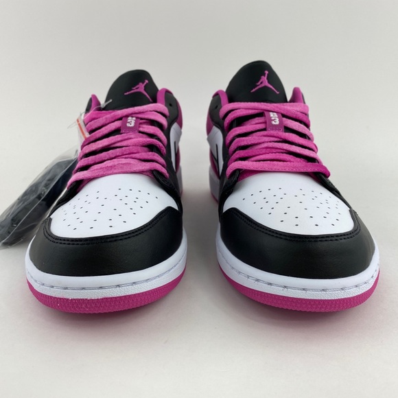 jordan 1 low se fuchsia